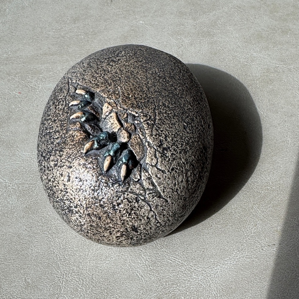 Windstone Ed 6 Baby Dragon Egg 4.5" - Picture 2 of 5